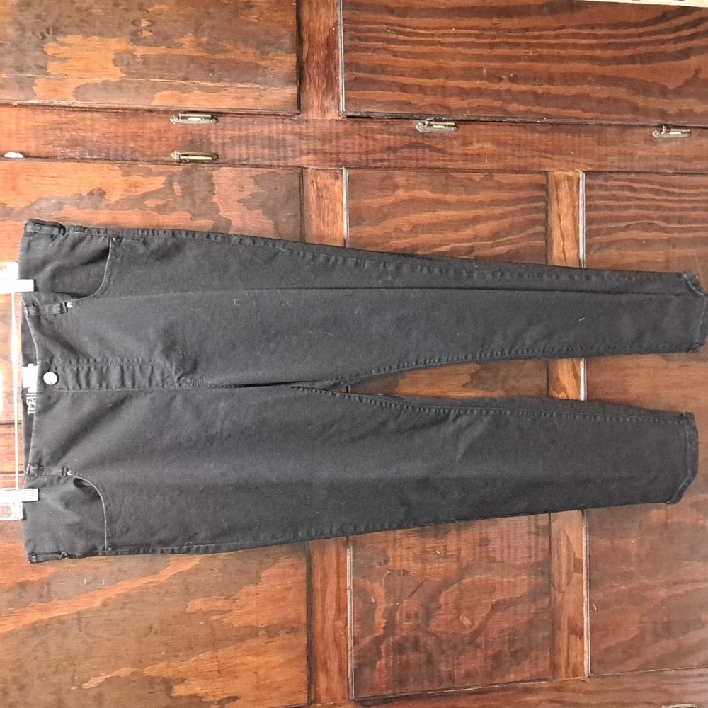 Black jeans. Size XL 16-18 Time and Tru